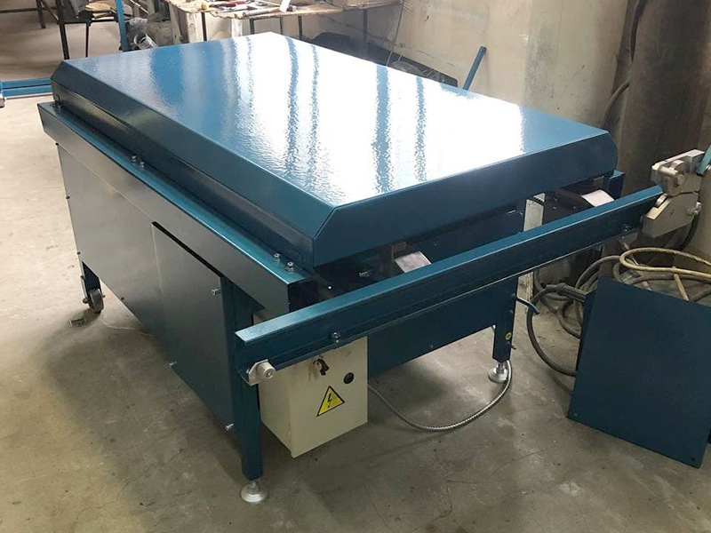 Кровельный станок Ф3 с кожухом