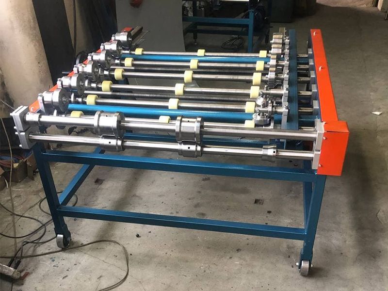 Станок для фальцевой кровли Ф3-1000