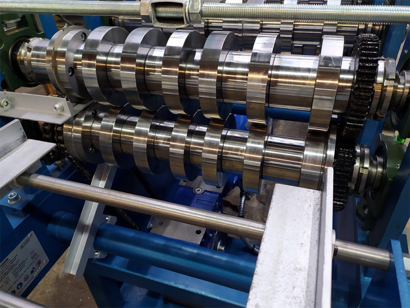 Линия для изготовления металлосайдинга «фасадная панель двойная» SPM-2