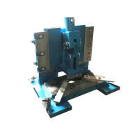 Вырубной пресс для дорожных знаков Д-1